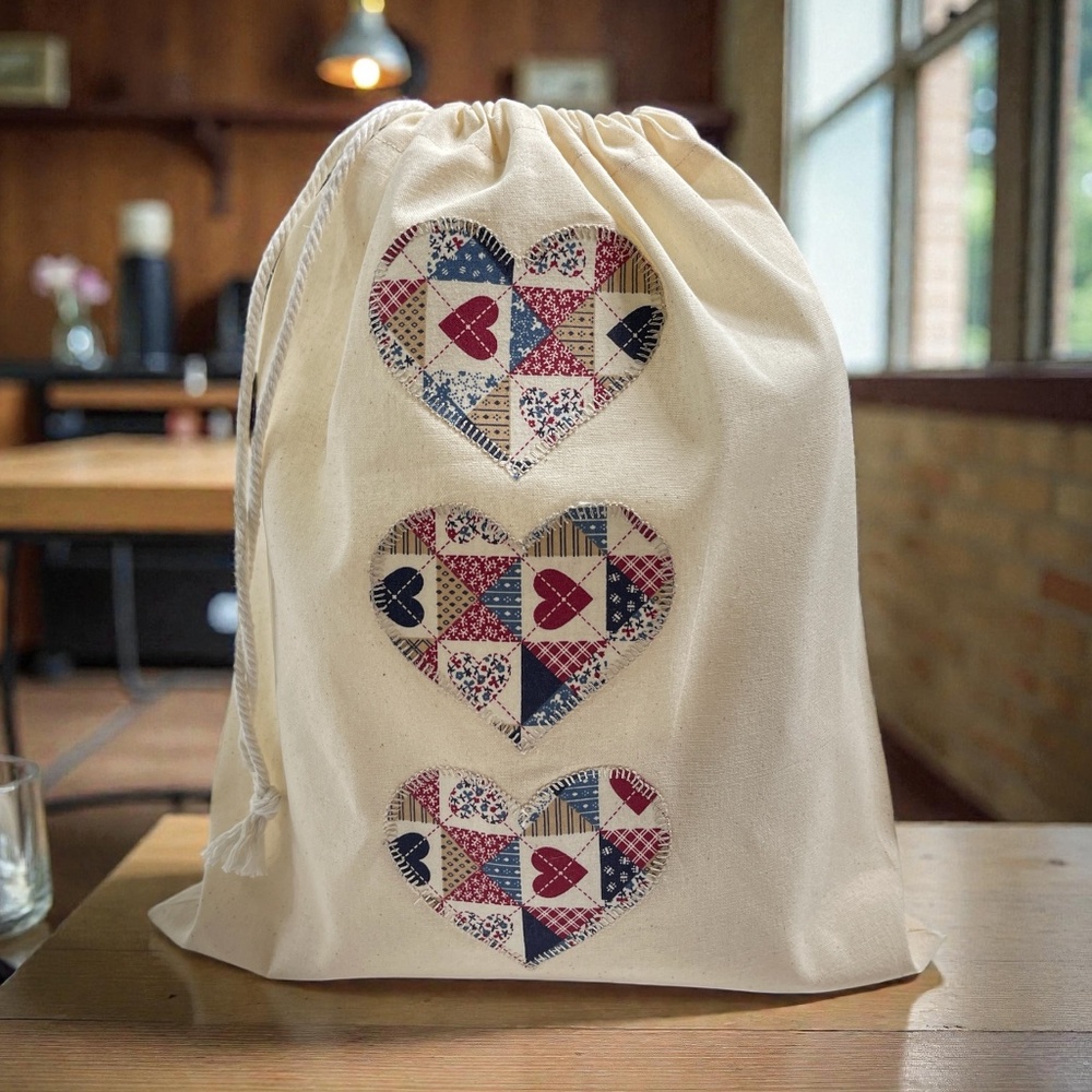 Farmhouse Appliqué Heart Muslin Bread Bag, Handmade Cotton Sourdough Storage